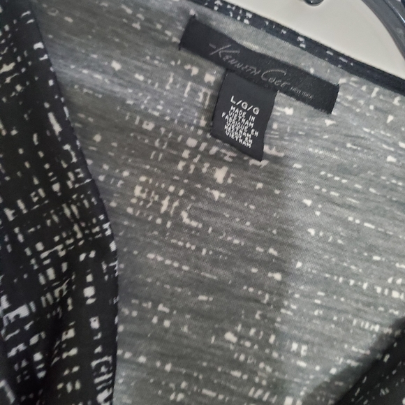 Kenneth Cole New York Blouse - Picture 4 of 4